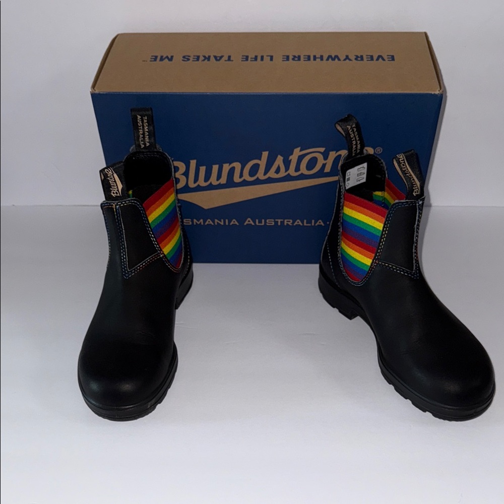 Blundstone 2105 Chelsea Boots Black Leather Colorful Rainbow Women’s Size 7